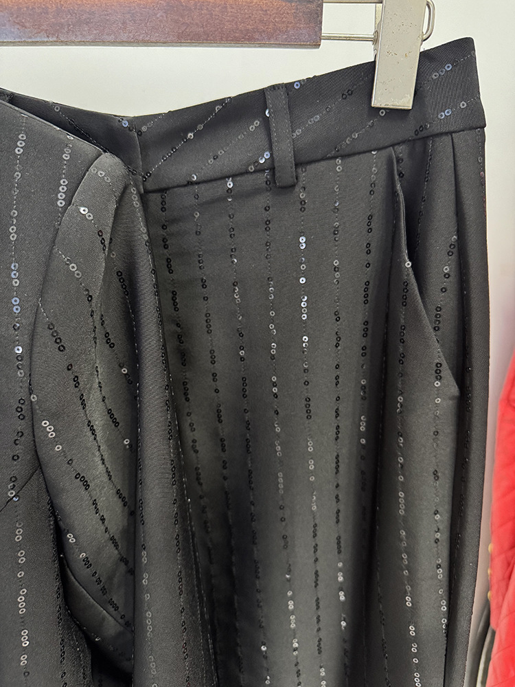 بدلة رسمية نسائية سوداء فاخرة  - مراجعة Female Formal Wear وسعره