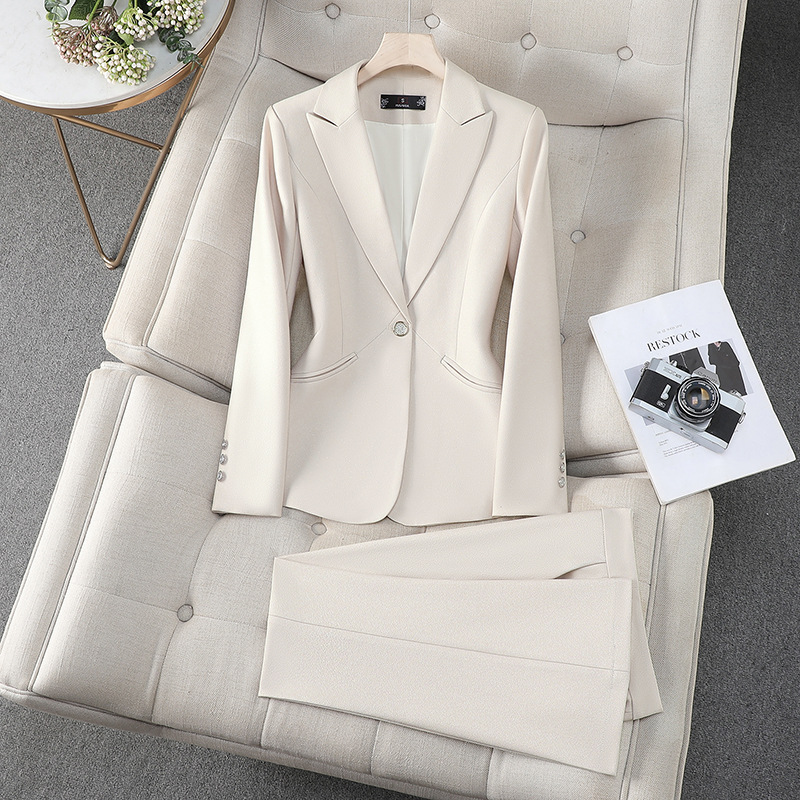 مكتب السيدات بدلة بناطيل رسمية - مراجعة Women Formal Wear With Black Blazer وسعره