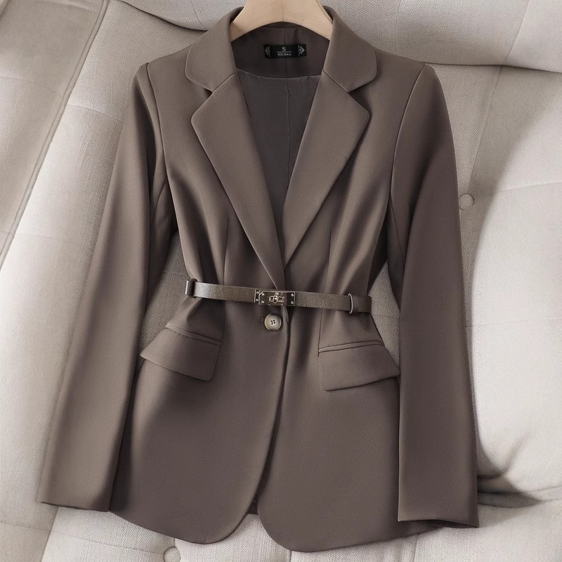 سترة نسائية للمكتب بأكمام طويل - مراجعة Women Formal Wear With Black Blazer وسعره