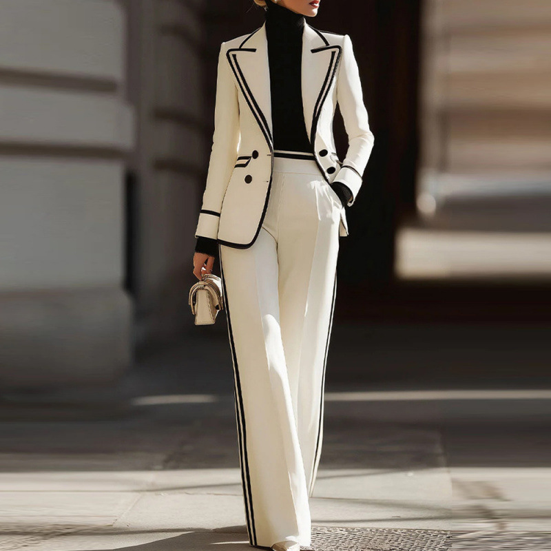 تخفيضات A+: طقم نسائي رسمي مكو - مراجعة Female Formal Wear وسعره